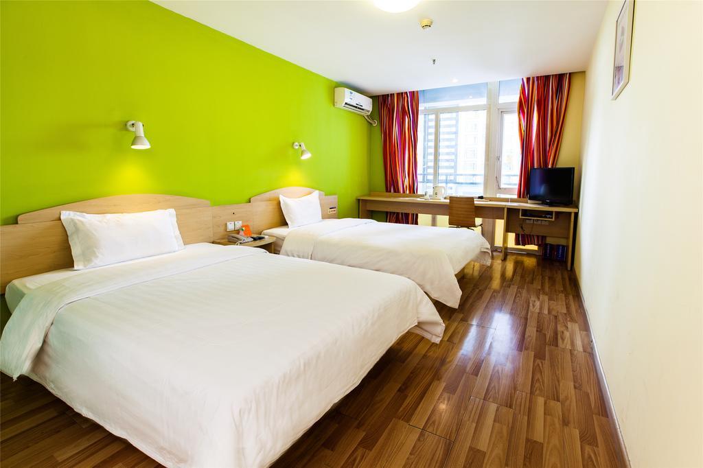 7Days Inn Premium Beijing Chaoyangmen Room photo